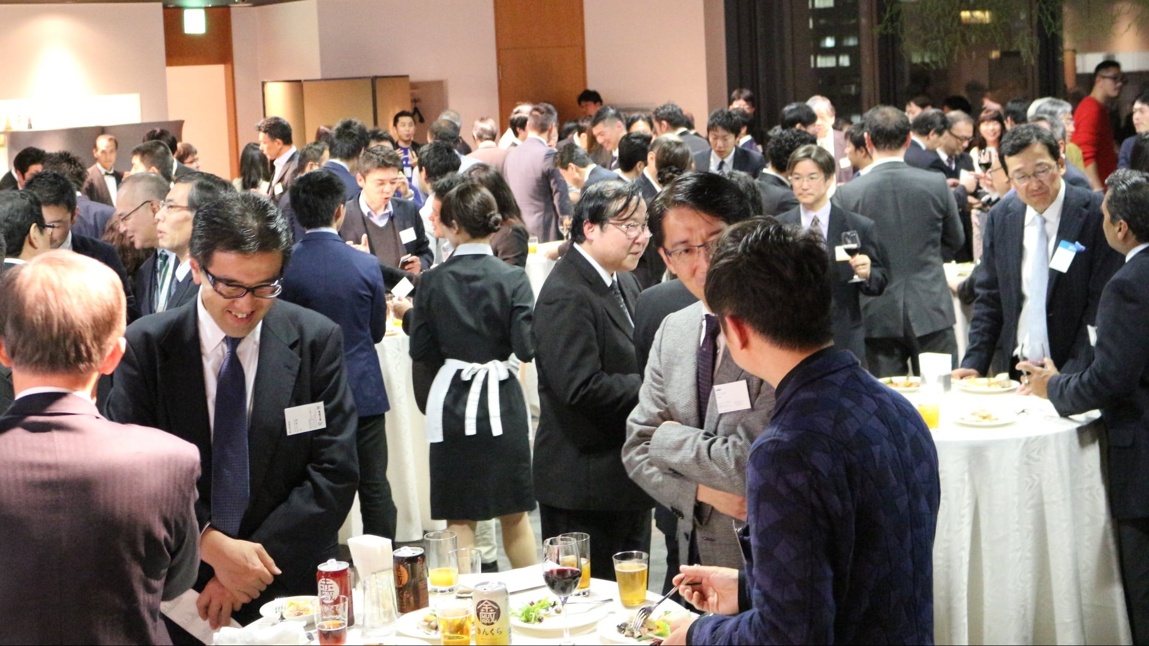 東京21cクラブ16 Winterネットワーキングパーティ開催 Egg Japan 世界有数のビジネス街 丸の内 にあるインキュベーションオフィス 東京21cクラブ16 Winterネットワーキングパーティ開催 Egg Japan 世界有数のビジネス街 丸の内 にあるインキュベーションオフィス